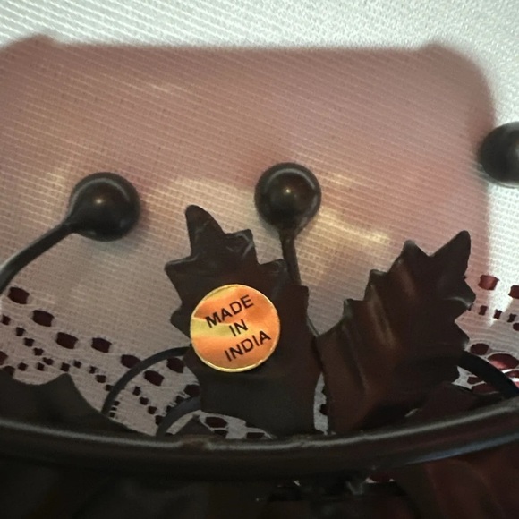 Vtg, Round Metal Advent Wreath. 4 Candlestick Holder, Bows,Holly,  Made In India - Picture 6 of 12